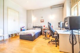 Zagreb, Centar, blizina Botaničkog vrta, prekrasan četverosoban stan 132 m2, Zagreb, Apartamento