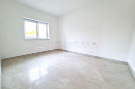 NOVOGRADNJA, PRVI KAT, ODLIČNA LOKACIJA!, Crikvenica, Appartement