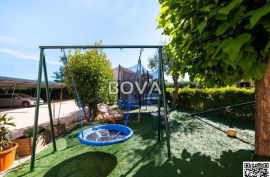 Kuća 468 m2 – Zaton *Bazen* (ID-2456/A), Nin, House