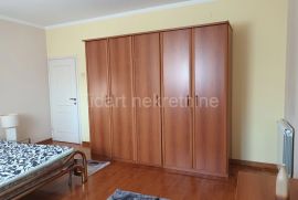 Iuzetno lep i velik stan na super lokaciji, Palilula, Appartement