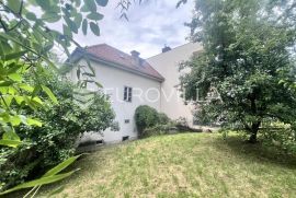 Zagreb, Pantovčak dvojna kuća 250m2 na parceli 520m2, Zagreb, House