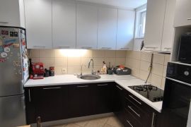 Prodajem duplex stan u Indjiji, Inđija, Apartamento