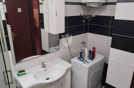 Rovinj, etaža kuće sa dva stana na traženoj lokaciji, Rovinj, Appartment