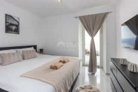 OPATIJA, BREGI - stan u prizemlju 153m2, DB+3S s panoramskim pogledom na more i bazenom, Matulji, Kвартира