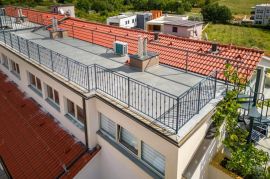 ISTRA, MEDULIN Ekskluzivni dvoetažni penthouse s krovnom terasom!, Medulin, Appartment