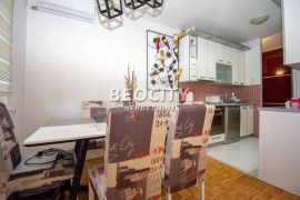 Novi Beograd, Blok 61, Dr Ivana Ribara, 2.5, 78m2, Novi Beograd, Kвартира