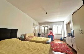 Centar, 3-soban stan na Korzu, Rijeka, Appartement