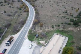 Klis Konjsko građevinsko zemljište 82650 m2 - povoljno, Klis, Zemljište