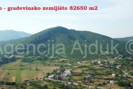 Klis Konjsko građevinsko zemljište 82650 m2 - povoljno, Klis, Terrain