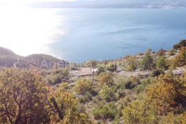 Omiš Stanići 3800 m2 građevinsko zemljište top loakcija, Omiš, Terrain