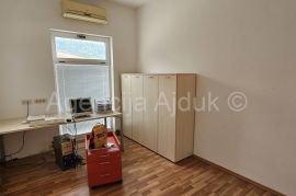 Zadar Borik poslovni prostor 149 m2 top lokacija, Zadar, Εμπορικά ακίνητα