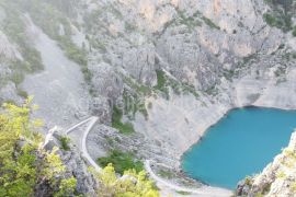 Imotski građevinsko zemljište 1176 m2 Modro jezero - TOP PONUDA!, Imotski, Terra