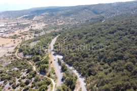 Nerežišća otok Brač građevinsko zemljište 901 m2 + 2 dozvole - novo, Nerežišća, Γη