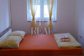 Najam stana studentu u centru grada 1skl 30 m2, Rijeka, Appartment