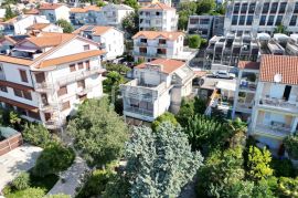 Crikvenica, kuća uz more, idealna prilika za renovaciju u drugom redu, Crikvenica, House