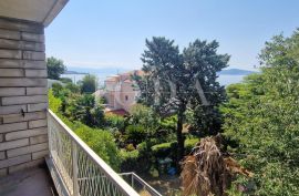 Crikvenica, kuća uz more, idealna prilika za renovaciju u drugom redu, Crikvenica, House