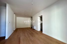 Kostrena, 3-soban s dnevnim boravkom i vrtom, novogradnja, Kostrena, Appartement