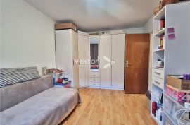 Srdoči, uredan 3-soban stan s lođom, pogled, Rijeka, Apartamento