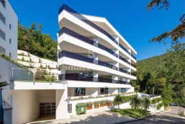 OPATIJA, stan 2S+DB u novogradnji s bazenom (P2-P), Opatija, Διαμέρισμα