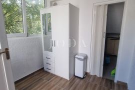 Klenovica, stan na prvom katu sa pogledom, Novi Vinodolski, Appartement