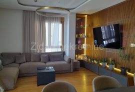 Zvezdara, Lux stan 90m2+ 22m2 terasa kod Kluza, Zvezdara, Appartment