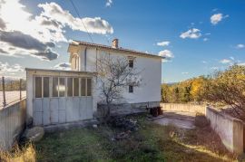 CRIKVENICA, JADRANOVO- kuća 129m2 s pogledom na more + okoliš 440m2, Crikvenica, House