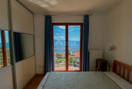 OPATIJA, CENTAR - veći stan u finoj gradnji s pogledom na cijeli Kvarnerski zaljev, Opatija, Apartamento