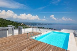 OPATIJA, CENTAR, PENTHOUSE s pogledom na more, bazen, garaža, Opatija, Appartamento