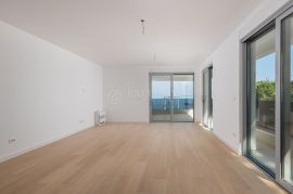 OPATIJA, CENTAR, PENTHOUSE s pogledom na more, bazen, garaža, Opatija, Appartamento