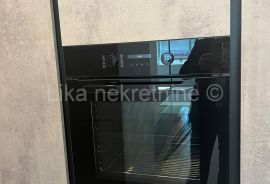 ZAGREB - IMPORTANE -Premium kvaliteta i oprema 85m2,3s,parking, nadzor, Zagreb, شقة