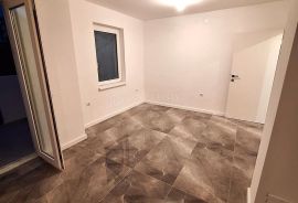 CRIKVENICA - NOVOUREĐENI STAN U CRIKVENICI, 27 m2, Crikvenica, Appartment