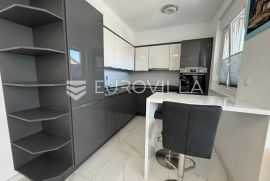 Trogir, dvosoban namješten stan u širem centru grada, Trogir, Appartment