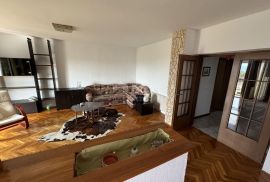 RIJEKA, SRDOČI- stan , 2s kl, 73 m2, LOGGIA!!!, Rijeka, Appartamento