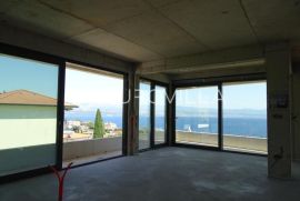 Lovran, novogradnja, penthouse NKP 204,78m2, panoramski pogled, Lovran, Appartamento