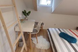 RIJEKA, CENTAR - Novouređeni stan 2SB+DB, Rijeka, Appartement