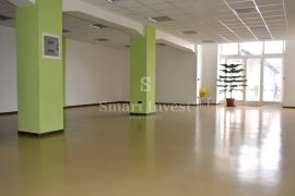 MATULJI, strogi centar poslovni prostor 205 m2, Matulji, Poslovni prostor