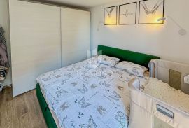 Novigrad, predivan stan sa 3 spavaće sobe u centru!, Novigrad, Apartamento