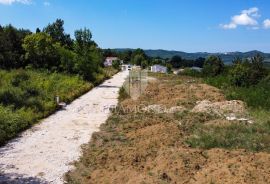 Zemljište na mirnoj lokaciji sa prekrasnim pogledom!, Motovun, Terrain