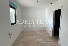 APARTMAN U NOVOGRADNJI, 50 m OD MORA! ODLIČNA POZICIJA - POVLJANA , PAG, Povljana, Διαμέρισμα