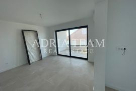 APARTMAN U NOVOGRADNJI, 50 m OD MORA! ODLIČNA POZICIJA - POVLJANA , PAG, Povljana, Διαμέρισμα