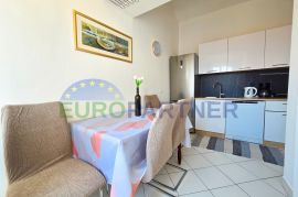 Stan s pogledom na more, 300m od mora, Poreč, Istra, Poreč, Appartement