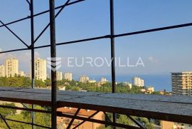 Rijeka, jednosobni penthouse površine 61,60m2, s panoramskim pogledom, Rijeka, Apartamento