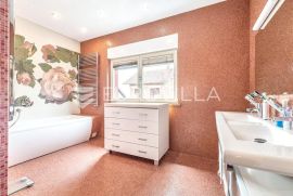 Zagreb, Maksimir, vila s konobom, vrtom i dva stana BRP 591 m2, Zagreb, Σπίτι