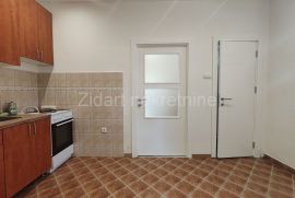 Voždovac, Podravska, 37m2, odmah useljiv, Voždovac, Wohnung