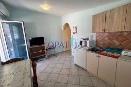 Vir, apartman 200m do mora u TOP stanju, Vir, Appartment