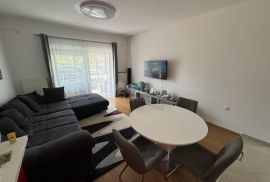 VIŠKOVO, MARINIĆI - stan, 2s + db + konoba 55 m2, okućnica!!!, Viškovo, Appartement