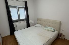 VIŠKOVO, MARINIĆI - stan, 2s + db + konoba 55 m2, okućnica!!!, Viškovo, Appartement