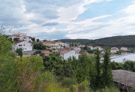 OTOK RAB, KAMPOR - građevinsko zemljište 2850 m2 pored mora, Rab, Tierra