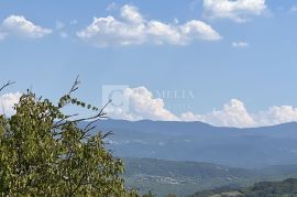 Istra Buzet okolica kamena kuća sa okućnicom!, Buzet, Casa