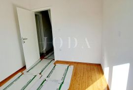 Malinska - apartman s pogledom na more, Malinska-Dubašnica, Appartment